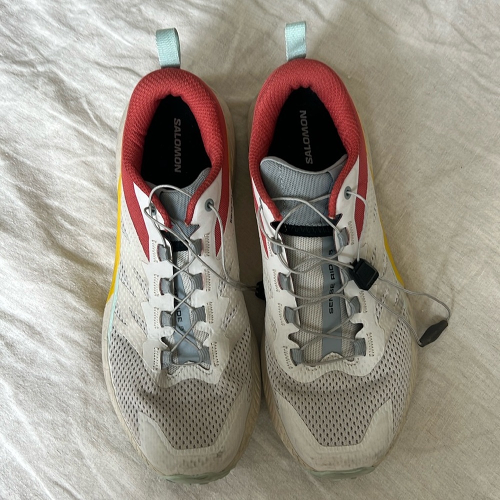Salomon Sense Ride 5 Women’s Size 9